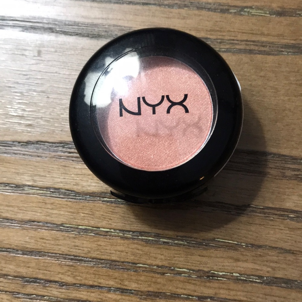 😍NYX Eye Shadow